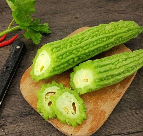 长沙师范吃瓜,一场“吃瓜”事件背后的校园生活