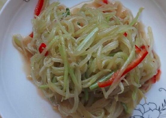 吃佛手瓜要去皮吗,去皮还是不去皮？揭秘正确食用方法